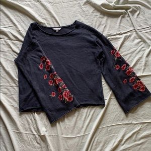 AE Flower Sweater